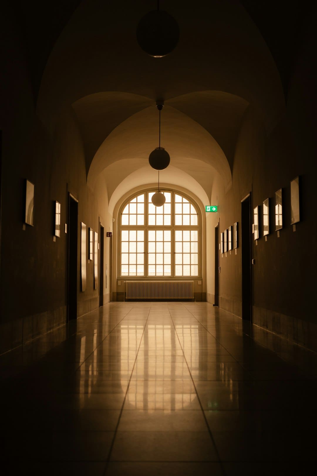 湖南家长吐槽:学生要想入学,必须在爱尔眼科建档！官方：一场误解